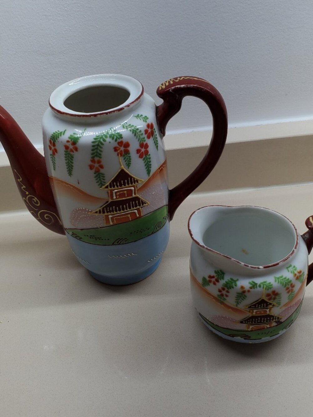 TRUE VINTAGE JAPANESE TEAPOT AND CREAMER